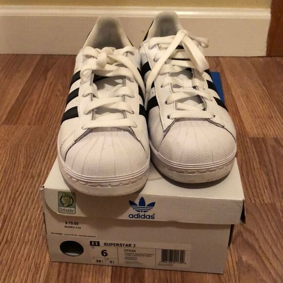 Adidas superstar classics - Picture 1 of 6